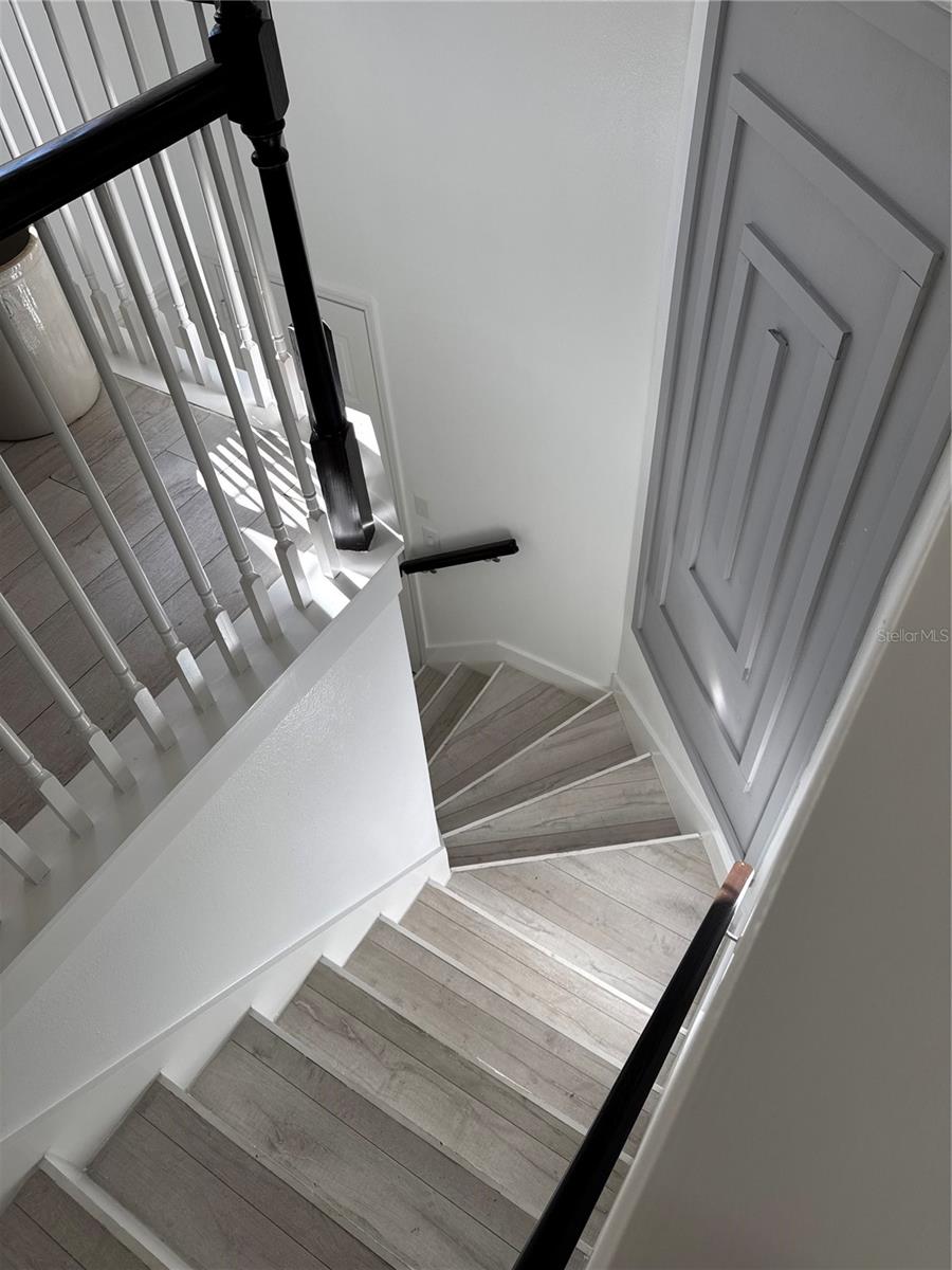 Image 3 of 50 For 8261 Miramar Way 8261