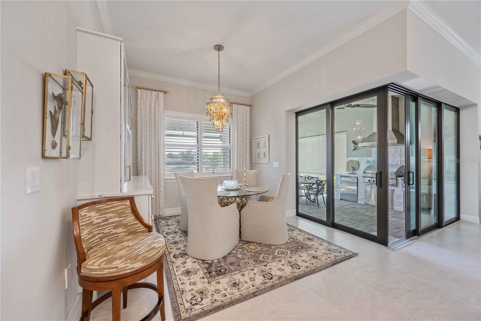 Image 18 of 65 For 13083 Borrego Street