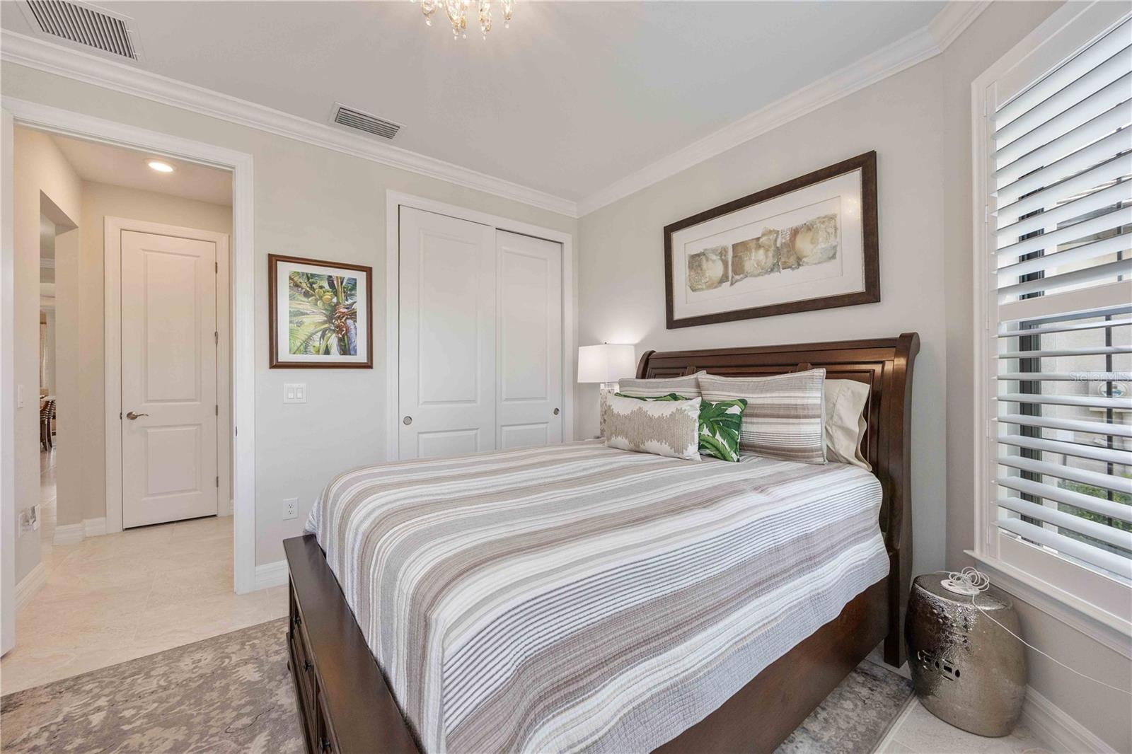 Image 34 of 65 For 13083 Borrego Street