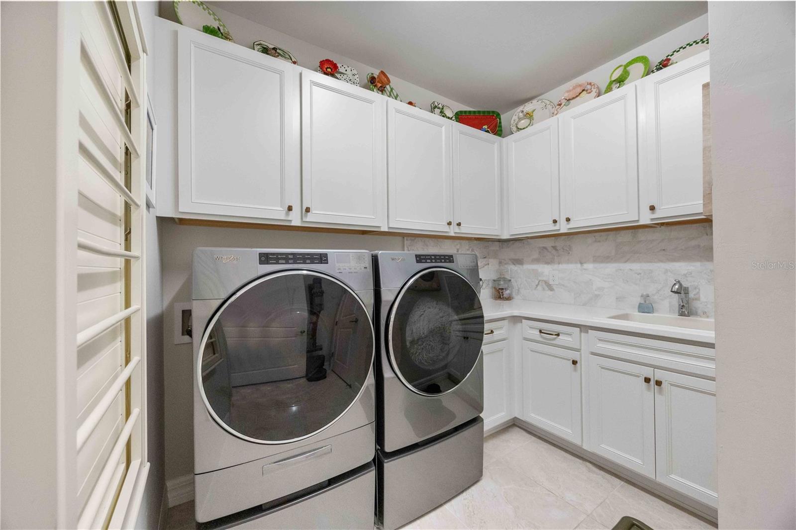 Image 37 of 65 For 13083 Borrego Street