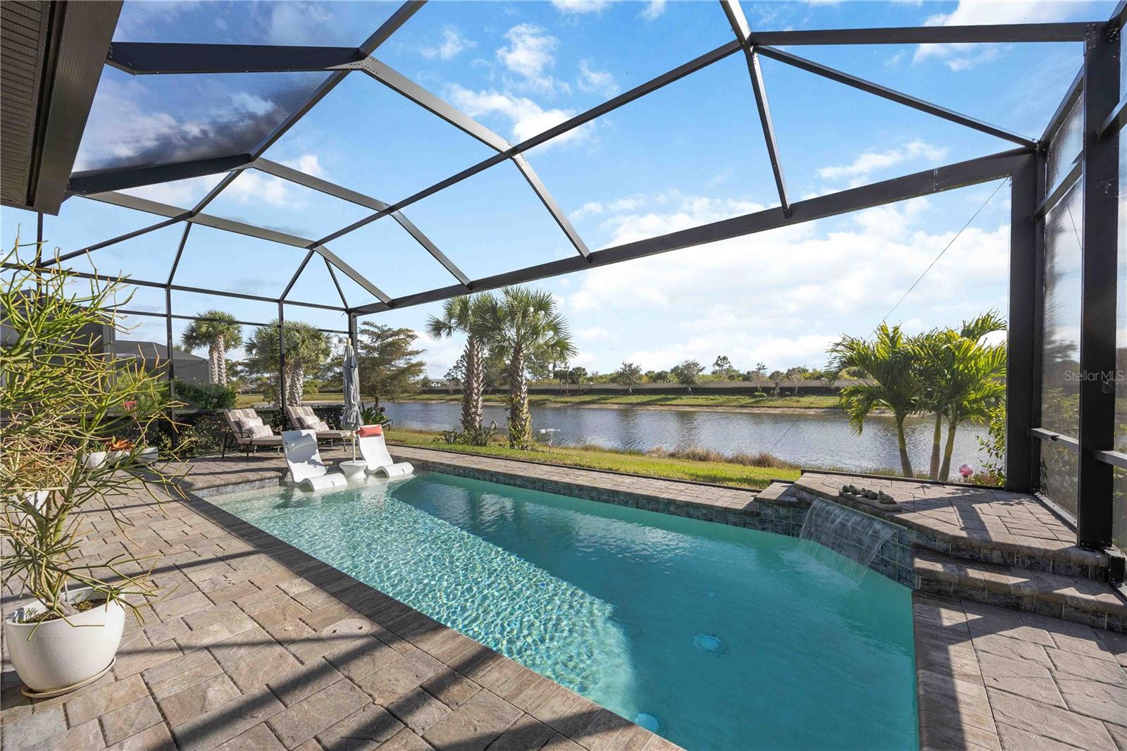 Image 41 of 65 For 13083 Borrego Street