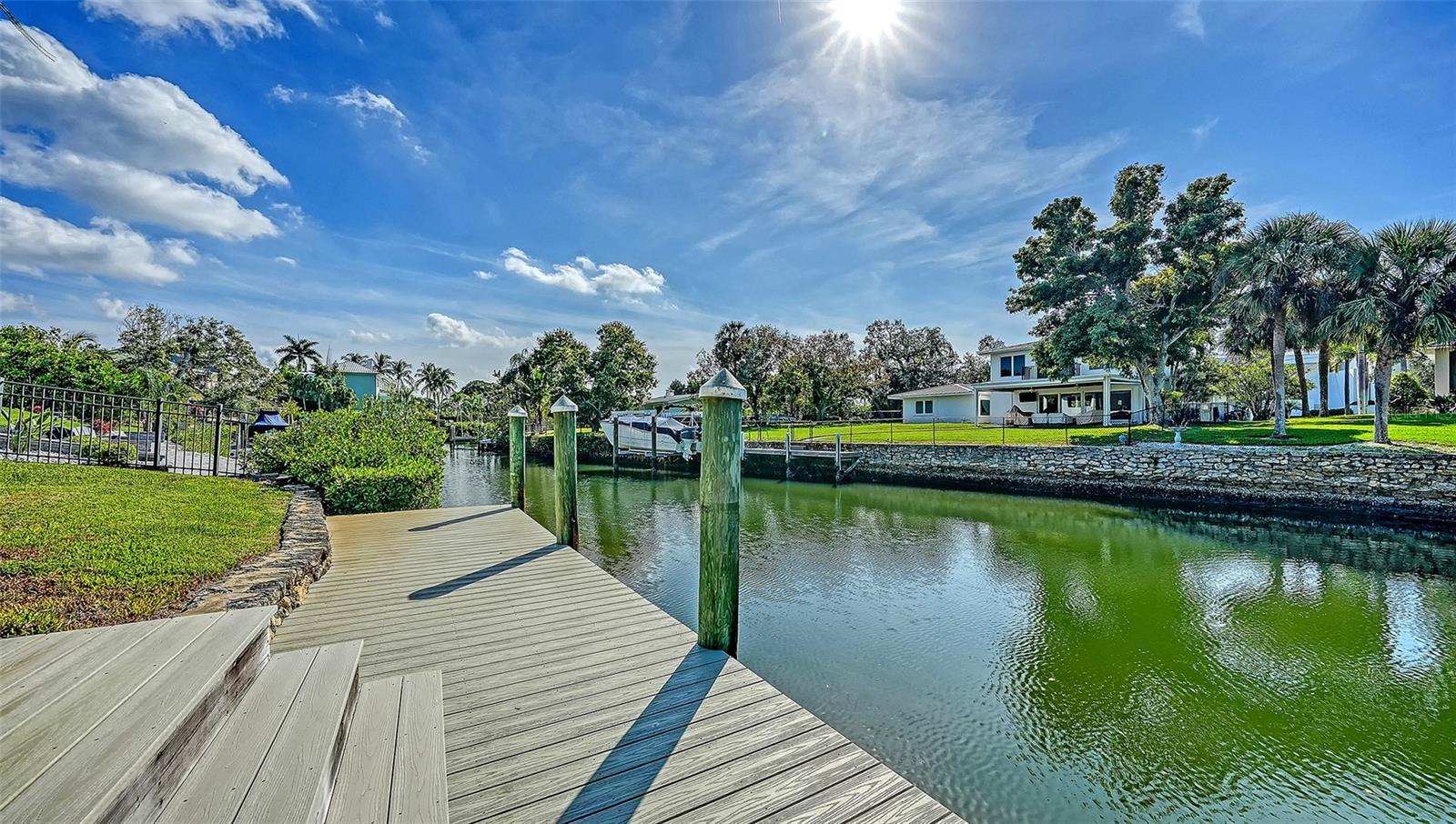 Image 5 of 35 For 7430 Cove Terrace