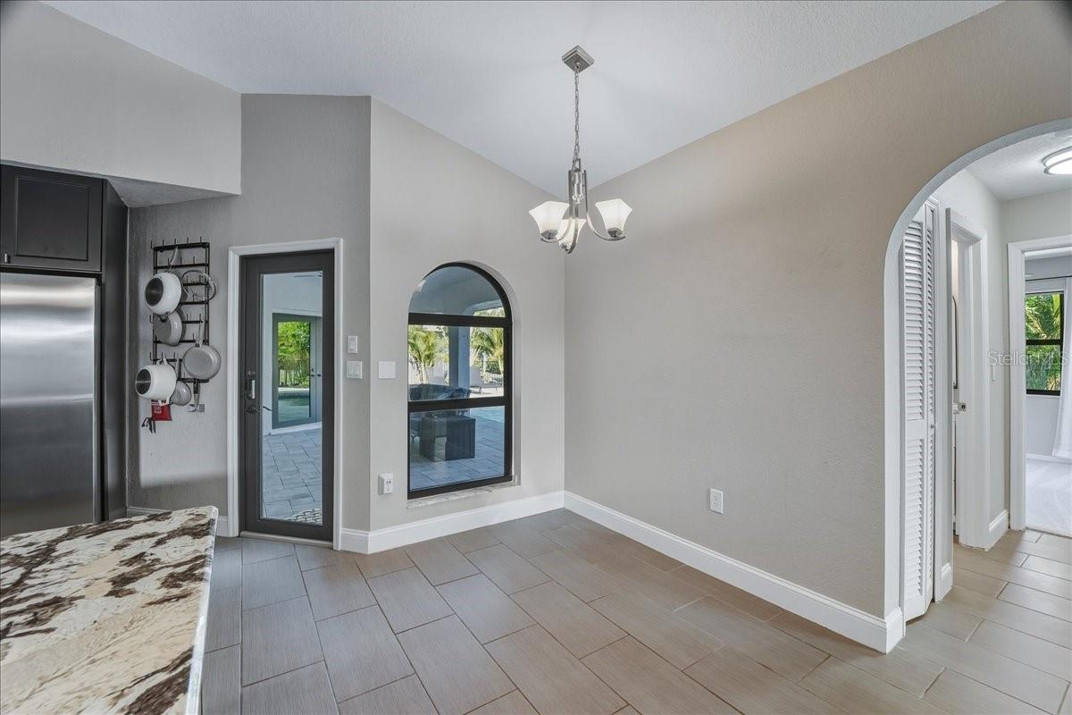 Image 22 of 51 For 7314 Powder Puff