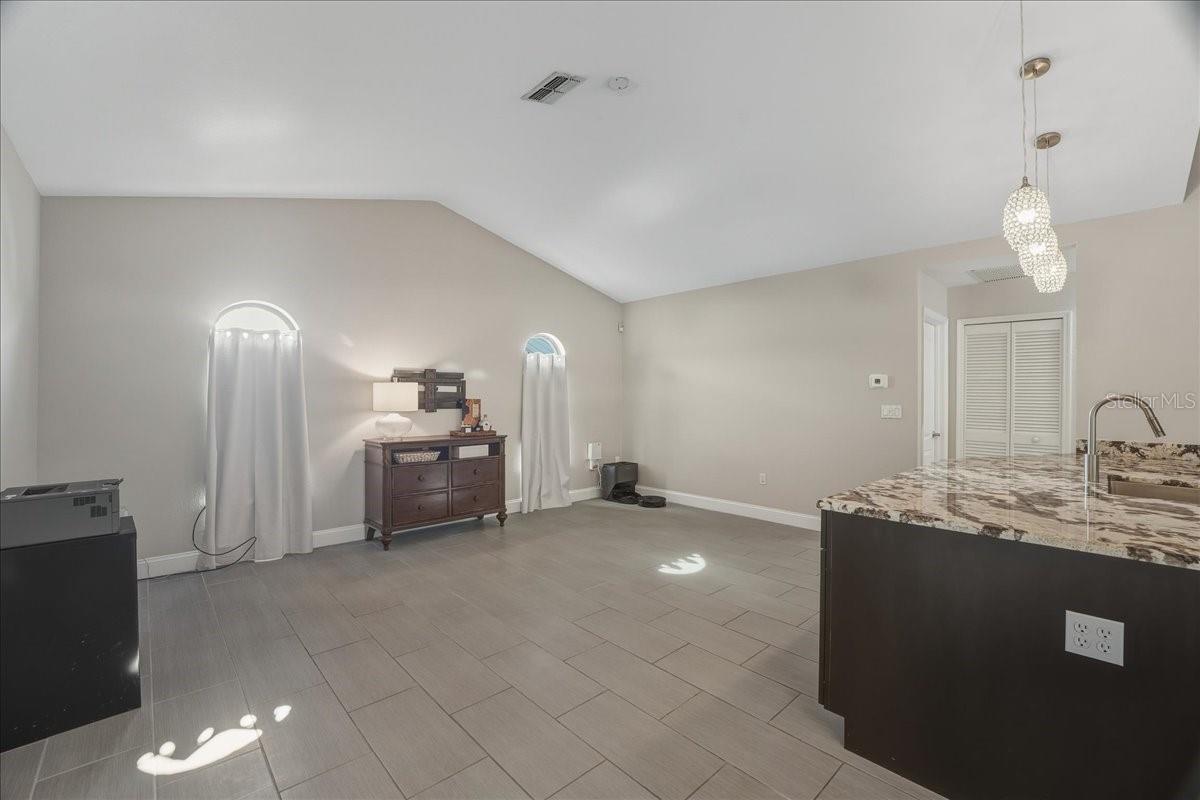 Image 24 of 51 For 7314 Powder Puff