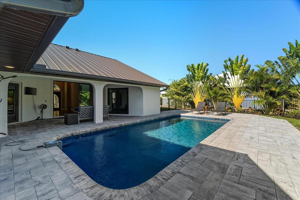 Image 3 of 51 For 7314 Powder Puff