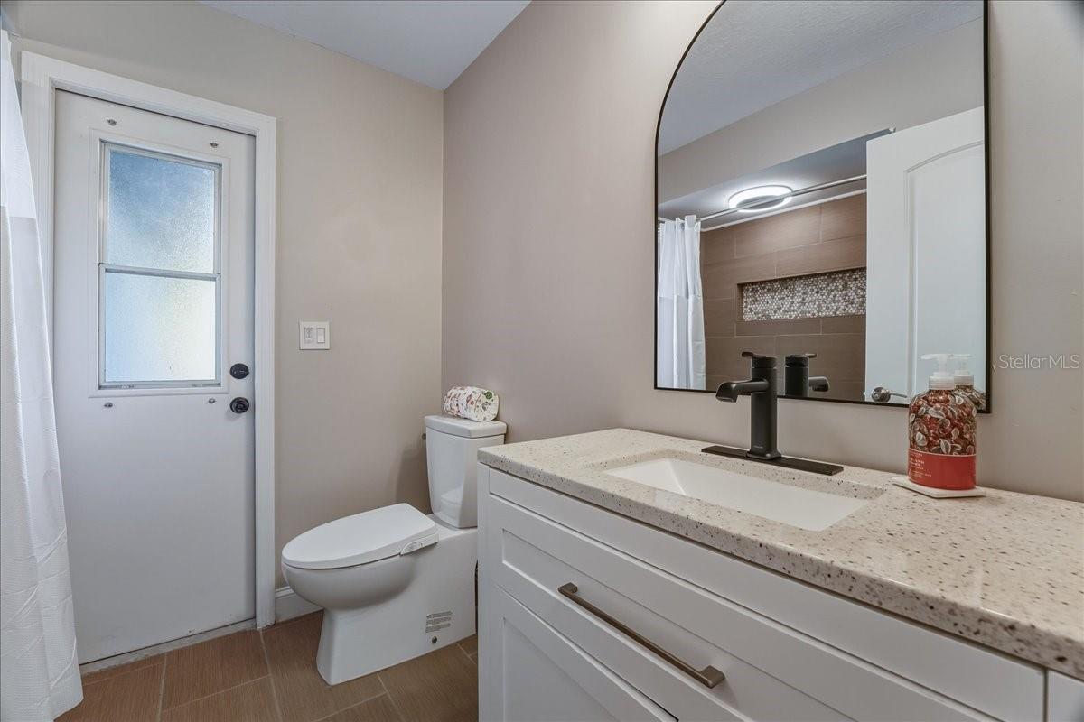 Image 31 of 51 For 7314 Powder Puff