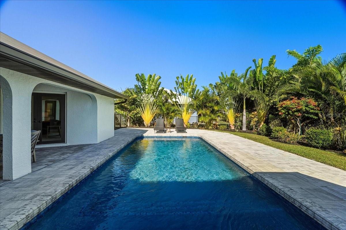 Image 6 of 51 For 7314 Powder Puff