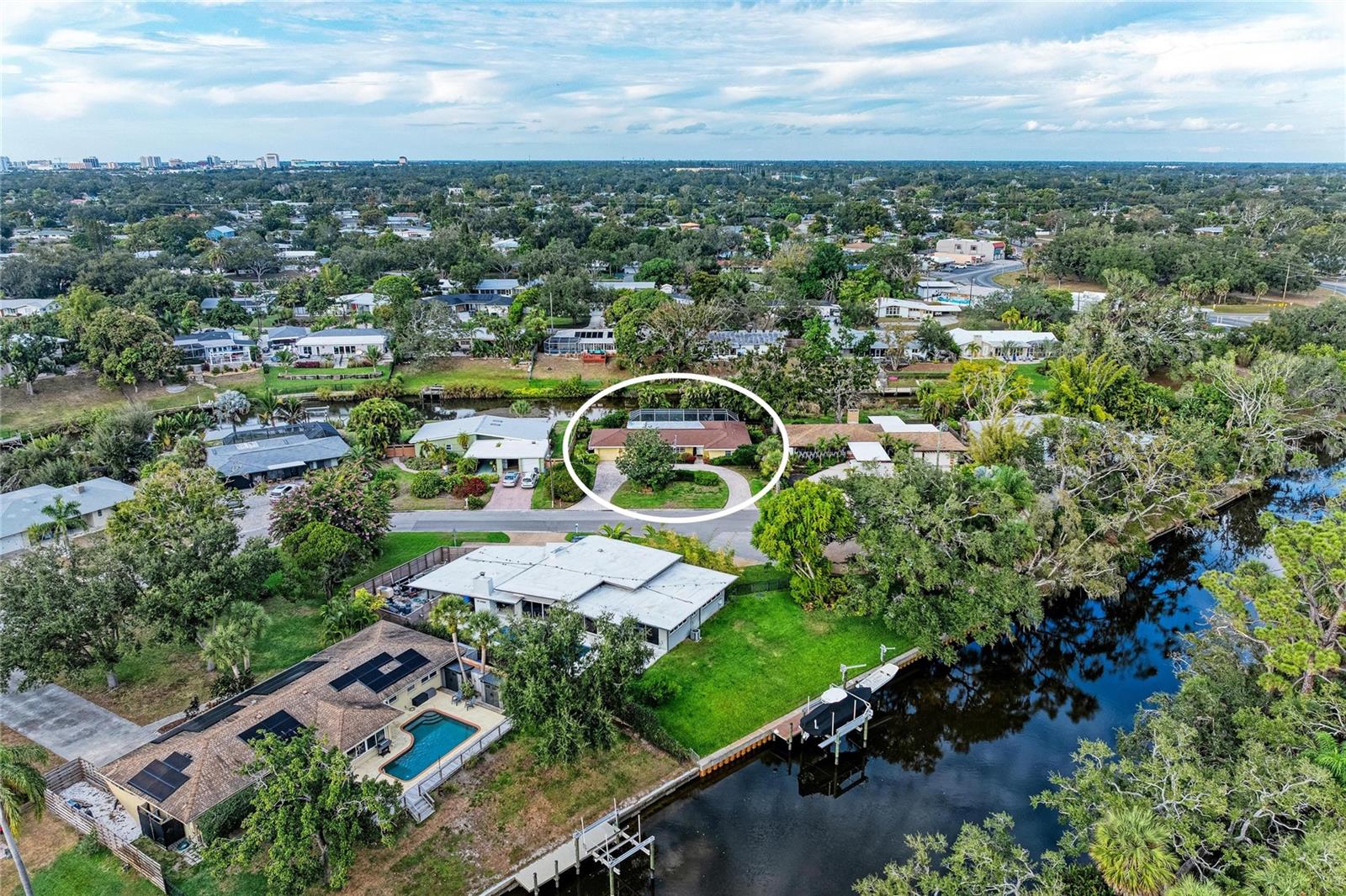 Image 25 of 29 For 3310 Mineola Drive