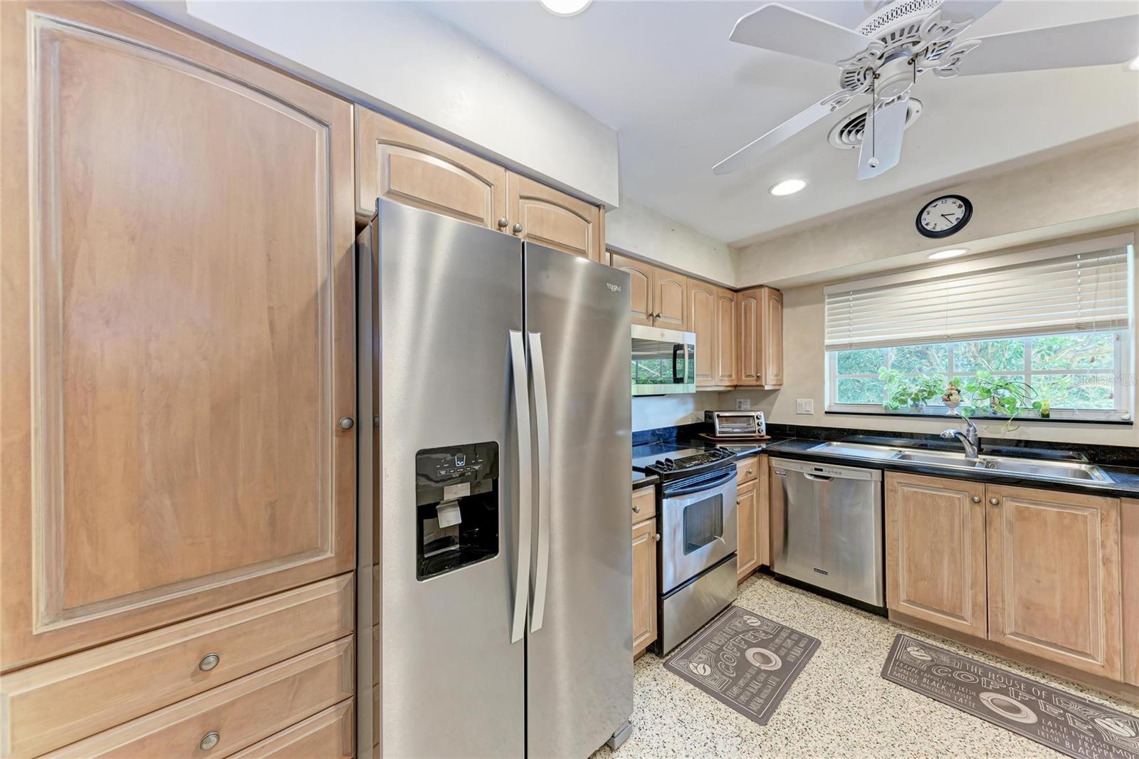 Image 6 of 29 For 3310 Mineola Drive