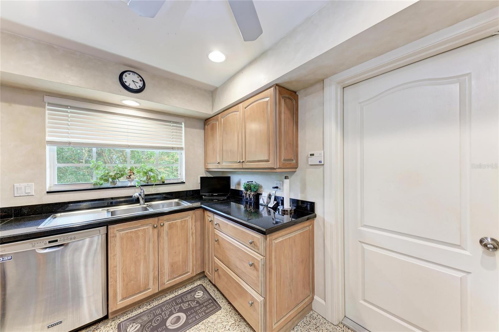 Image 8 of 29 For 3310 Mineola Drive