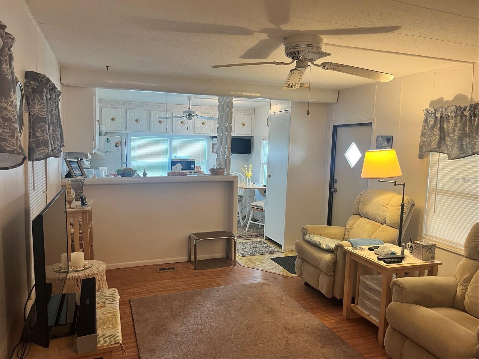 Image 11 of 19 For 5316 53rd Avenue E M4