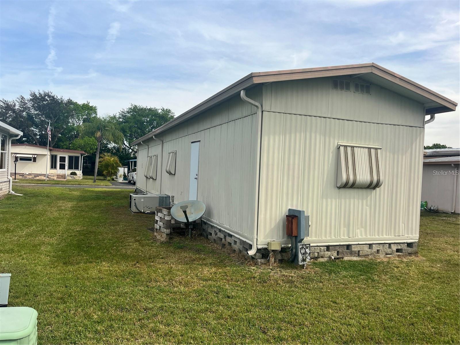 Image 2 of 19 For 5316 53rd Avenue E M4