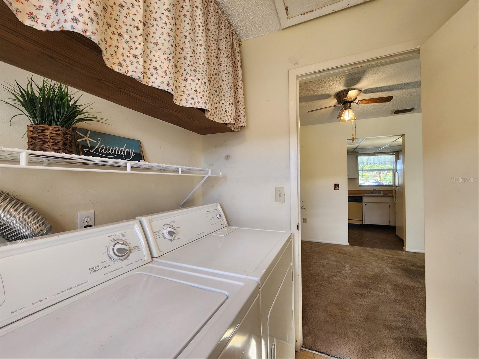 Image 11 of 33 For 4201 33rd Avenue Drive W