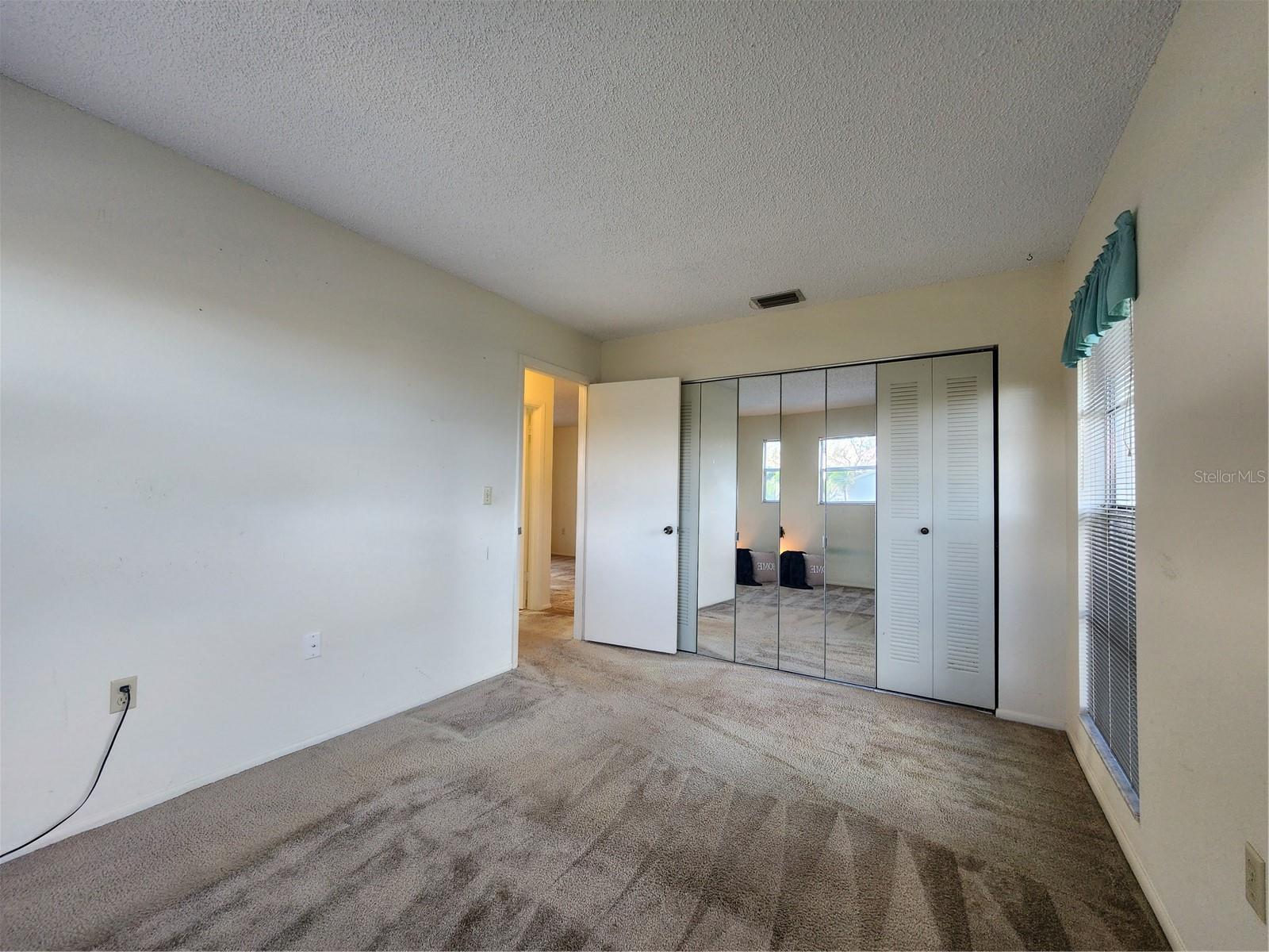 Image 16 of 33 For 4201 33rd Avenue Drive W