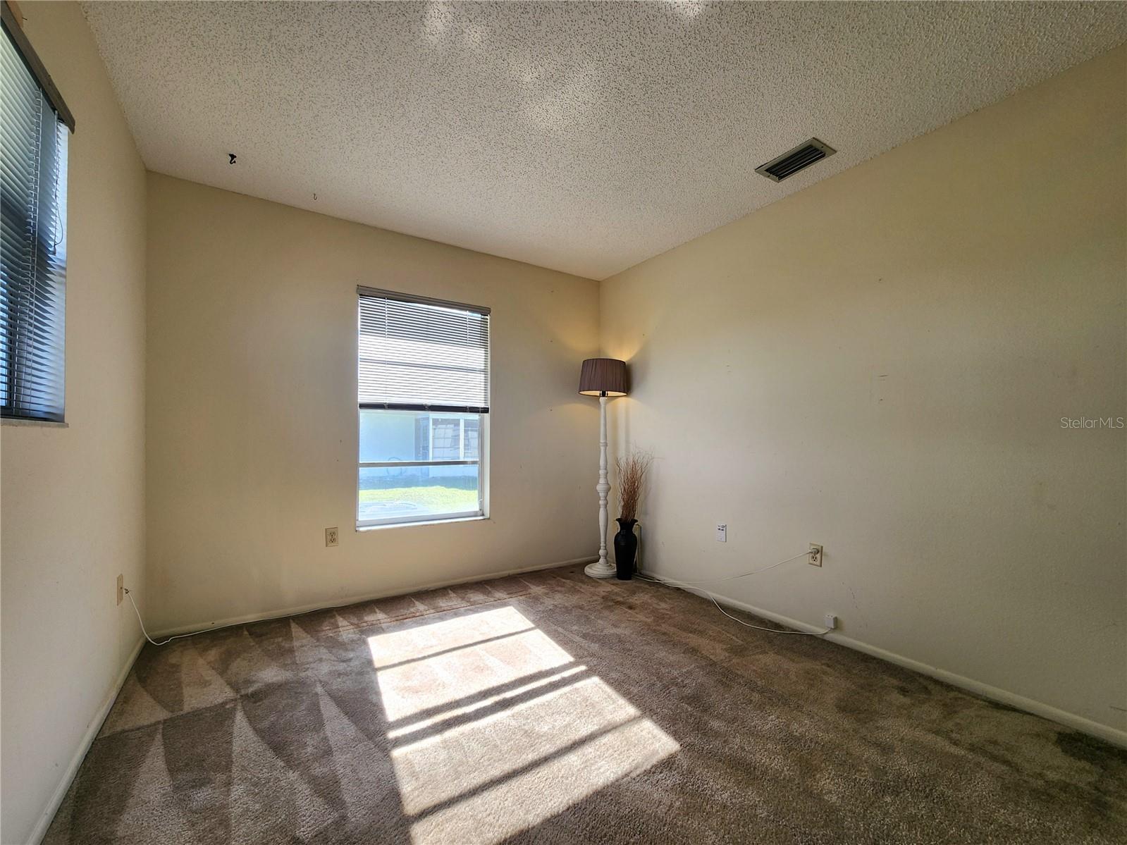 Image 20 of 33 For 4201 33rd Avenue Drive W