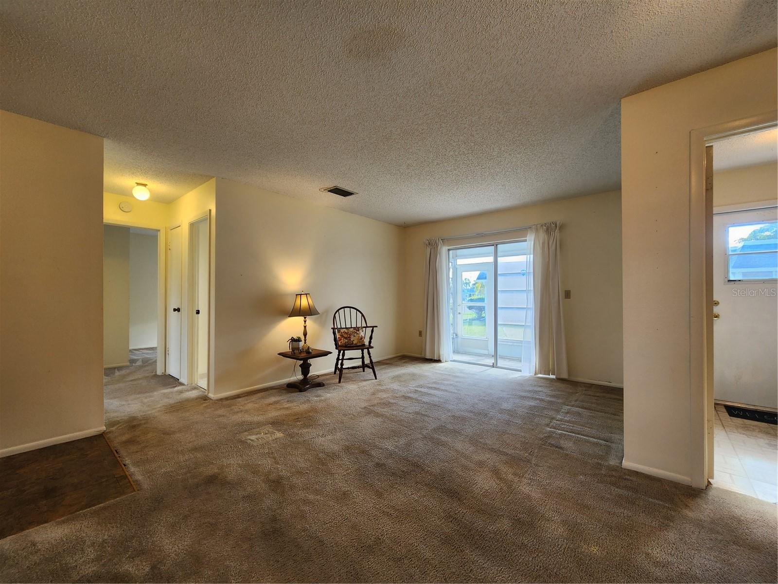 Image 5 of 33 For 4201 33rd Avenue Drive W