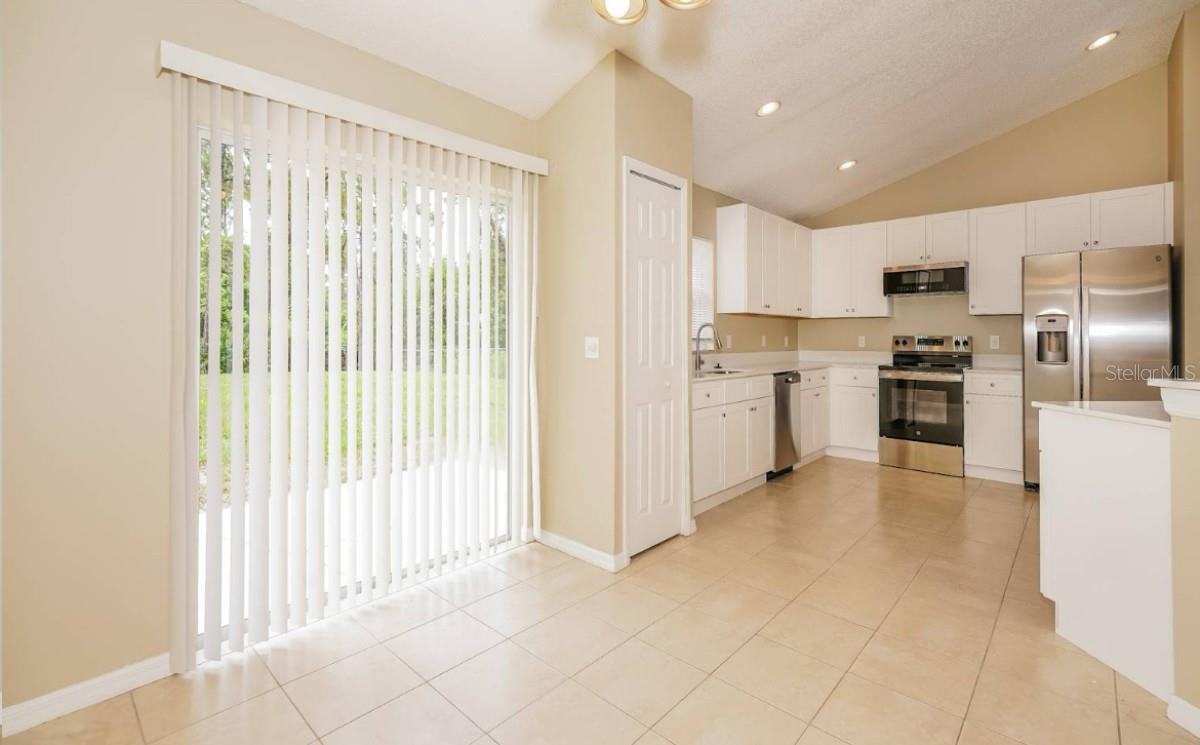 Image 5 of 13 For 3215 40th Avenue W