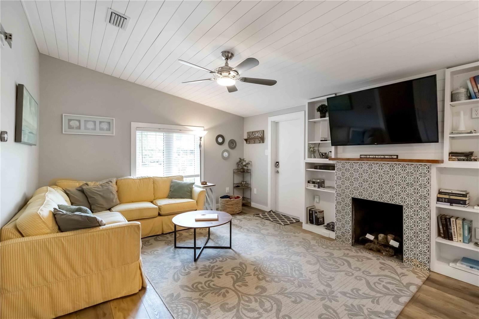 Image 5 of 24 For 2537 Ashton Road