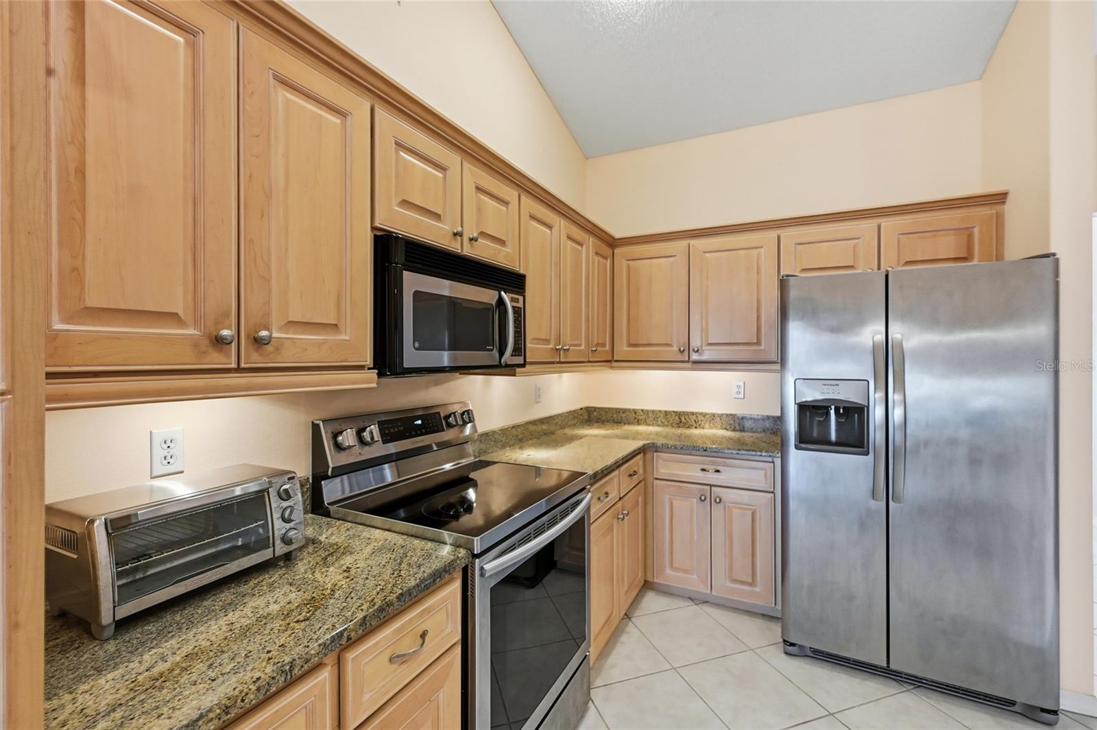 Image 18 of 35 For 3732 Surrey Lane