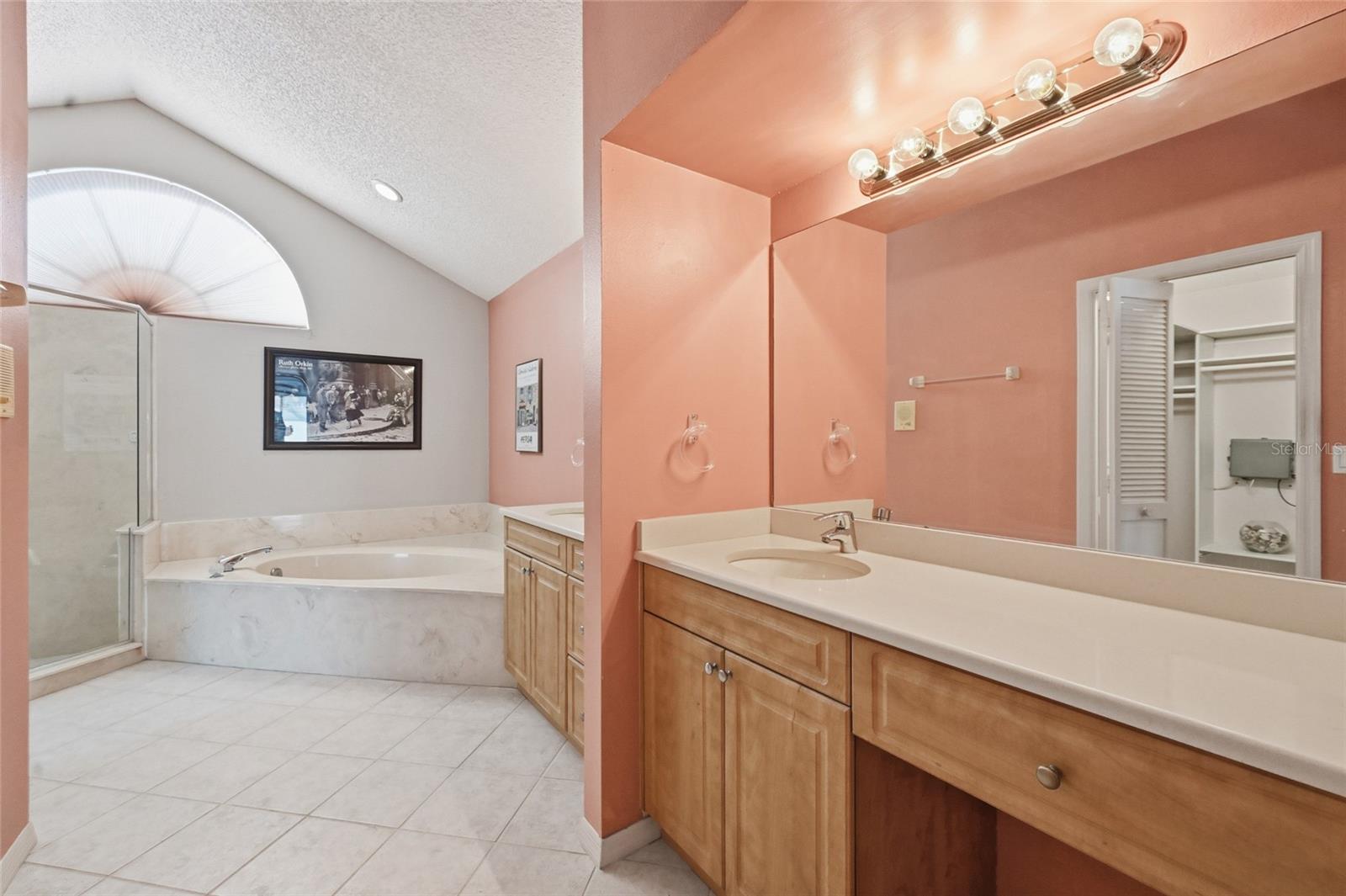 Image 27 of 35 For 3732 Surrey Lane