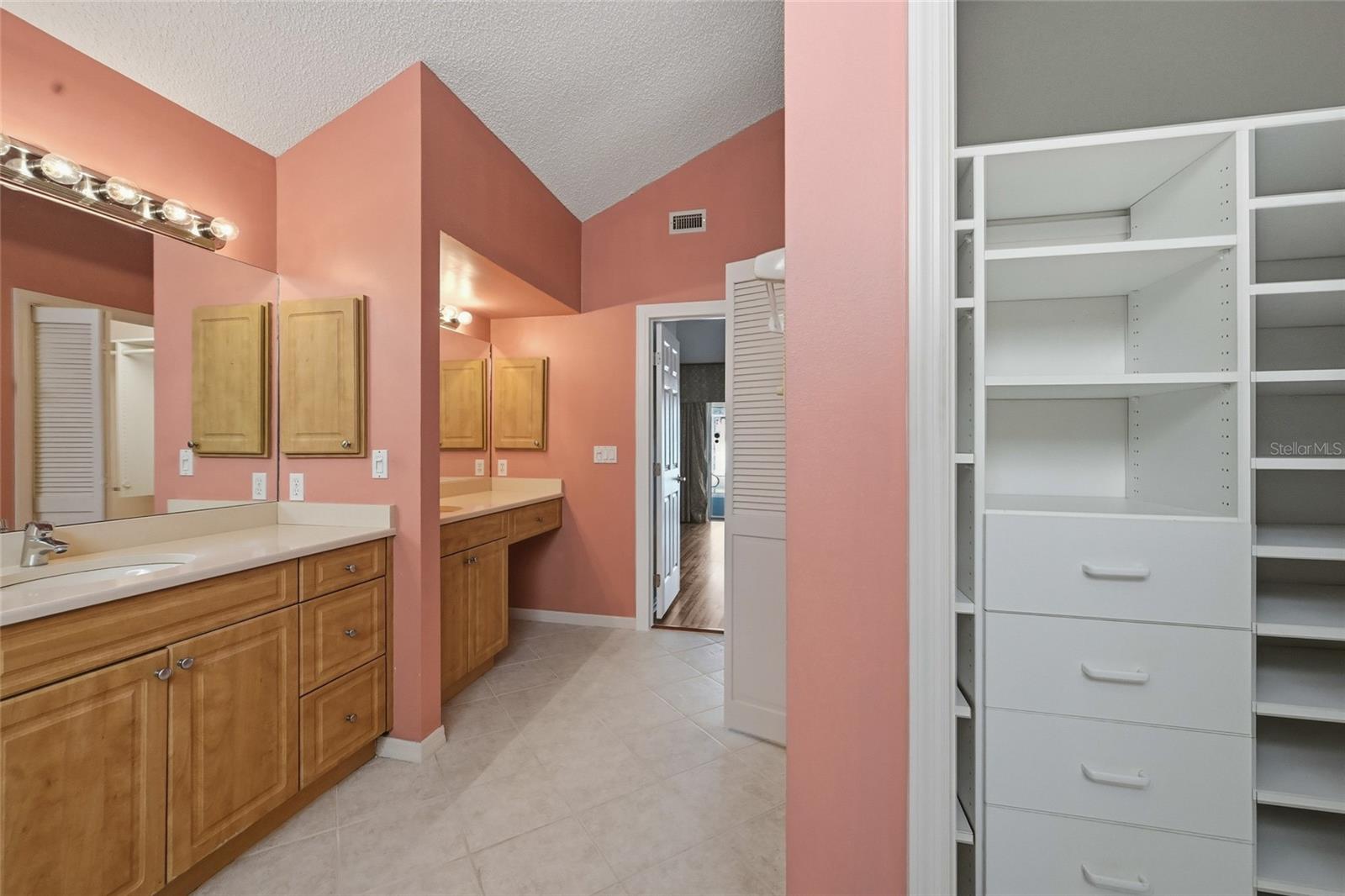 Image 29 of 35 For 3732 Surrey Lane