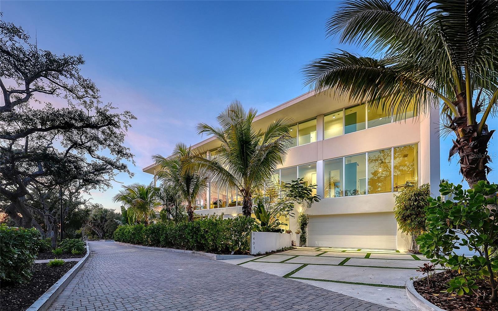 Image 3 of 72 For 1401 Kenilworth Street