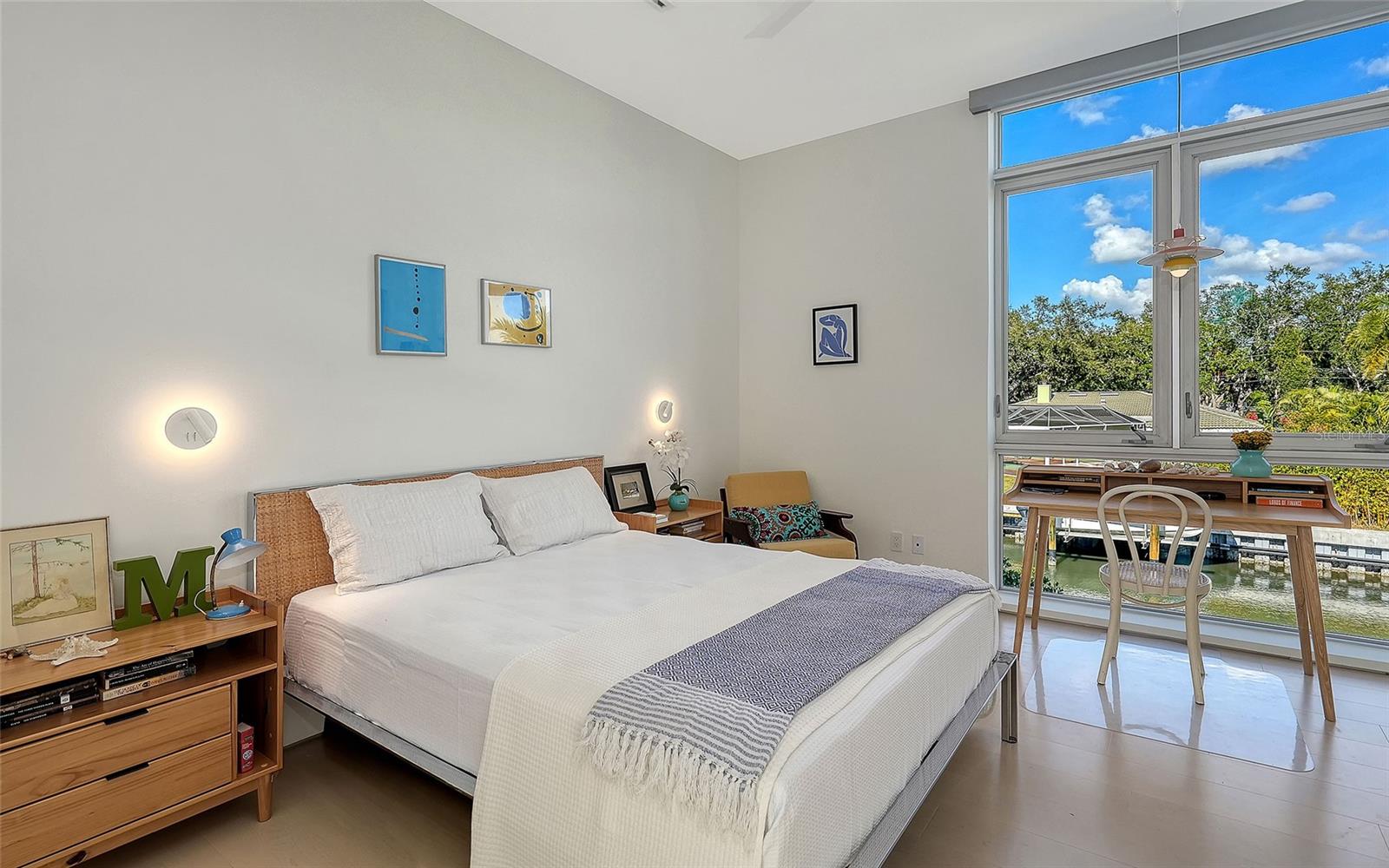 Image 30 of 72 For 1401 Kenilworth Street