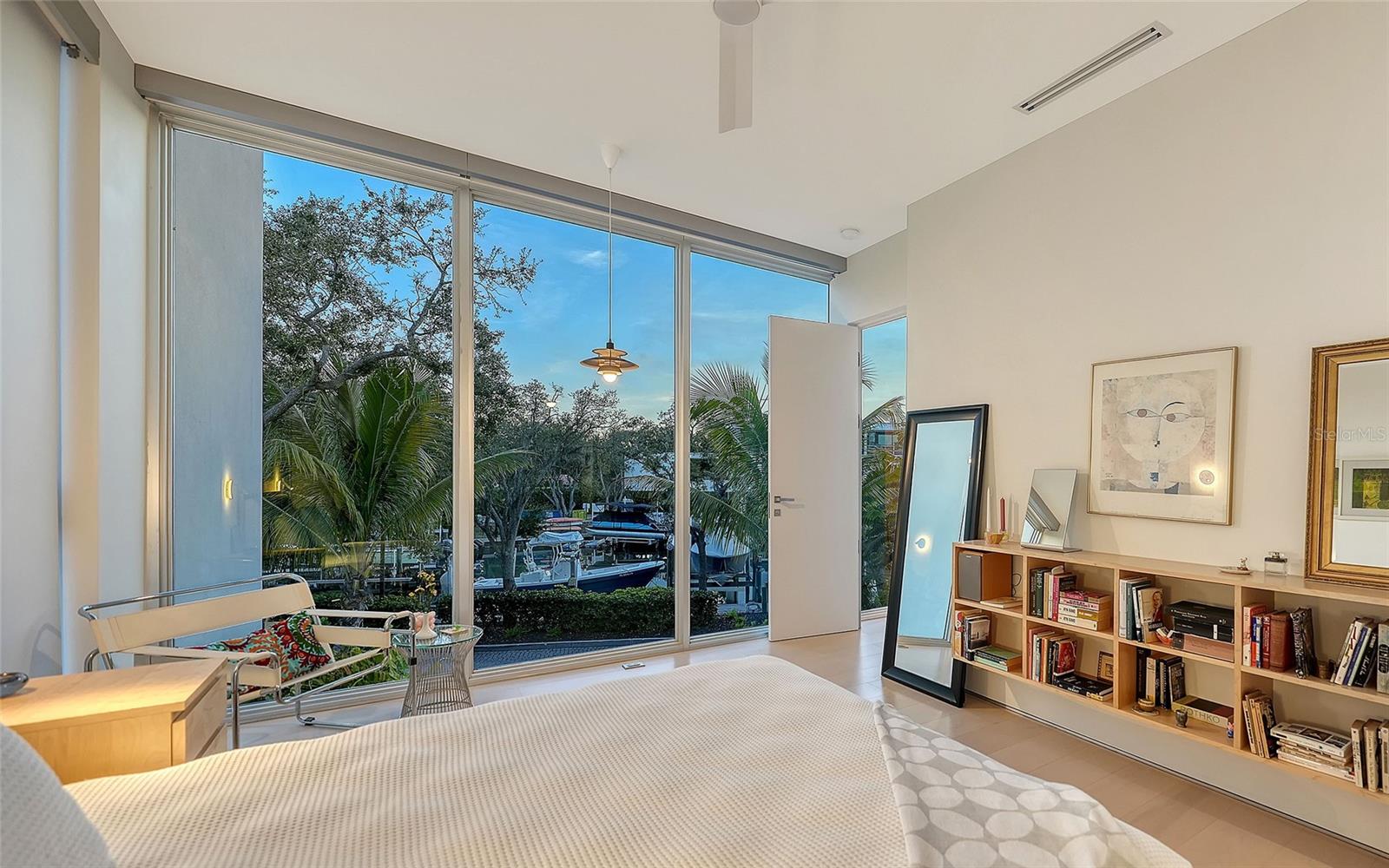 Image 33 of 72 For 1401 Kenilworth Street