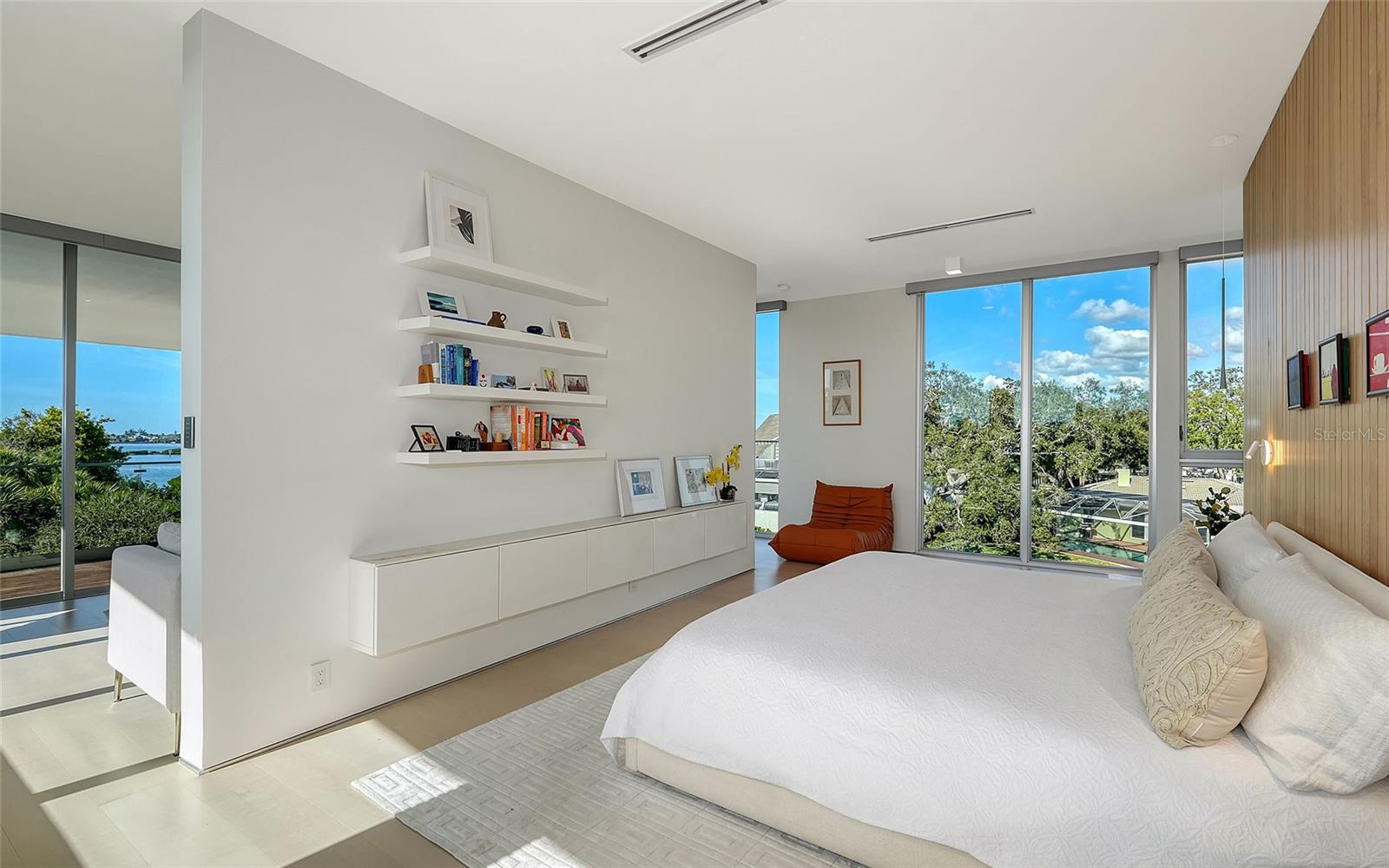 Image 36 of 72 For 1401 Kenilworth Street