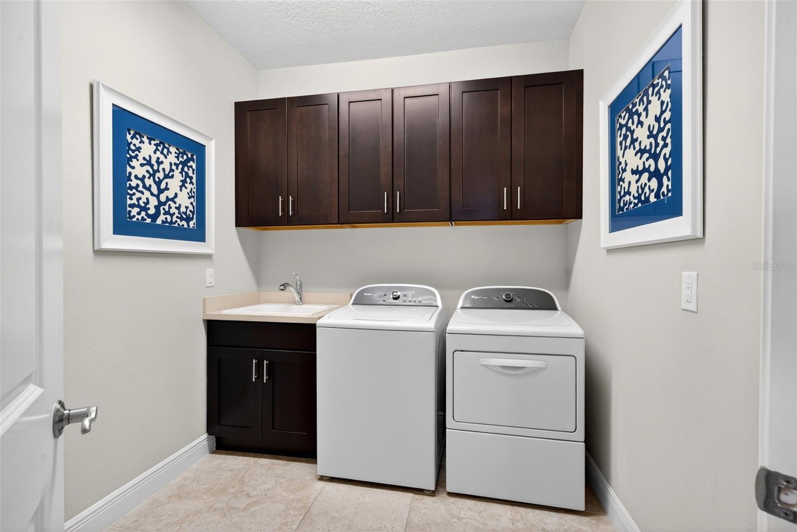 Image 14 of 97 For 1254 Riverscape Street D