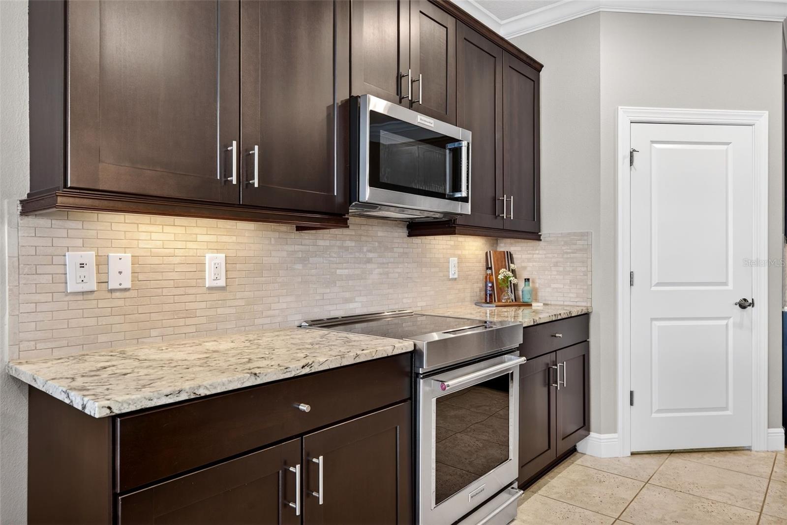 Image 25 of 97 For 1254 Riverscape Street D