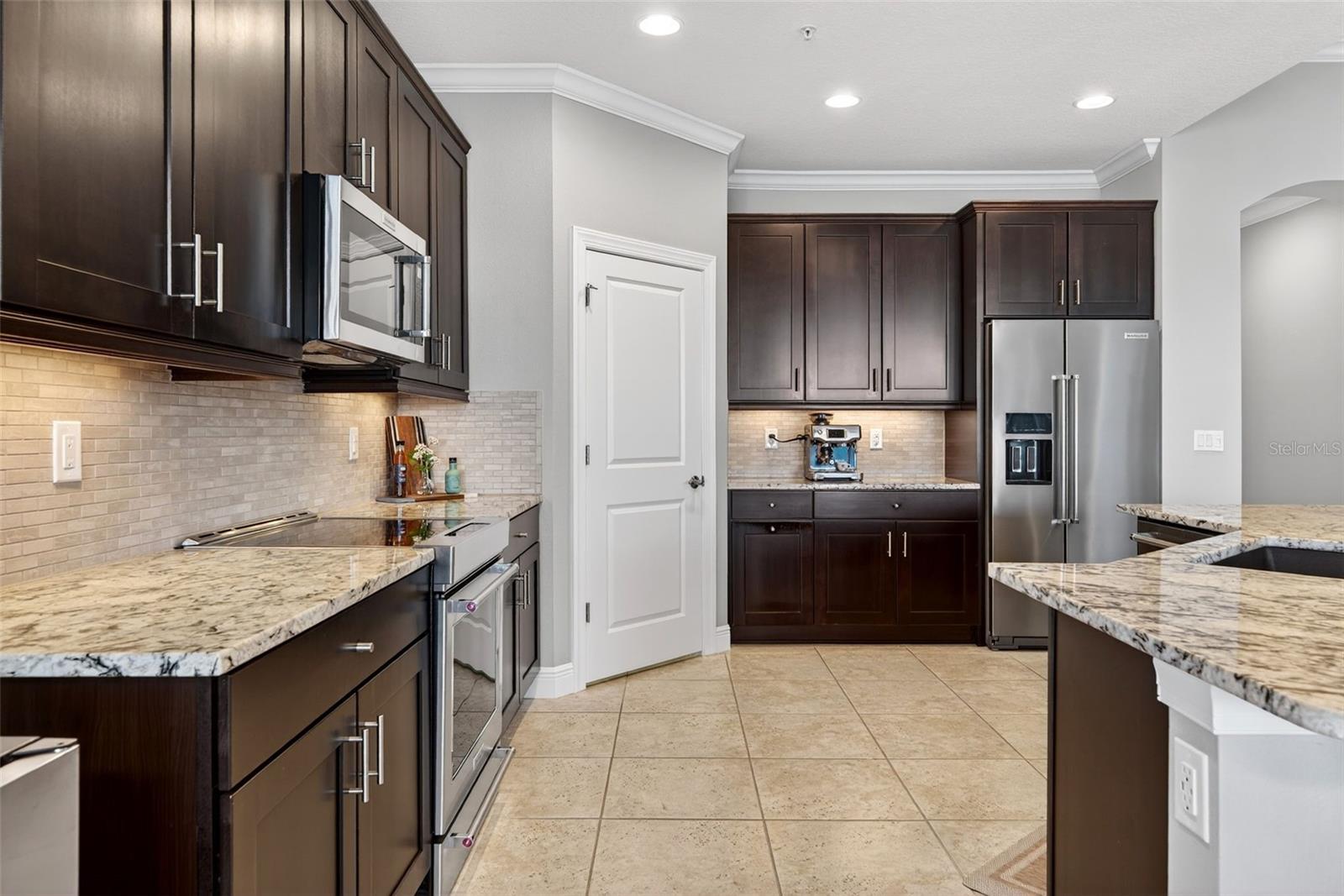 Image 26 of 97 For 1254 Riverscape Street D