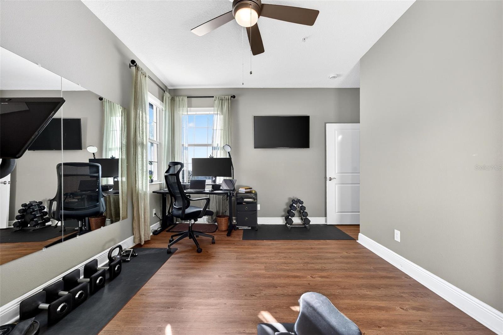 Image 54 of 97 For 1254 Riverscape Street D