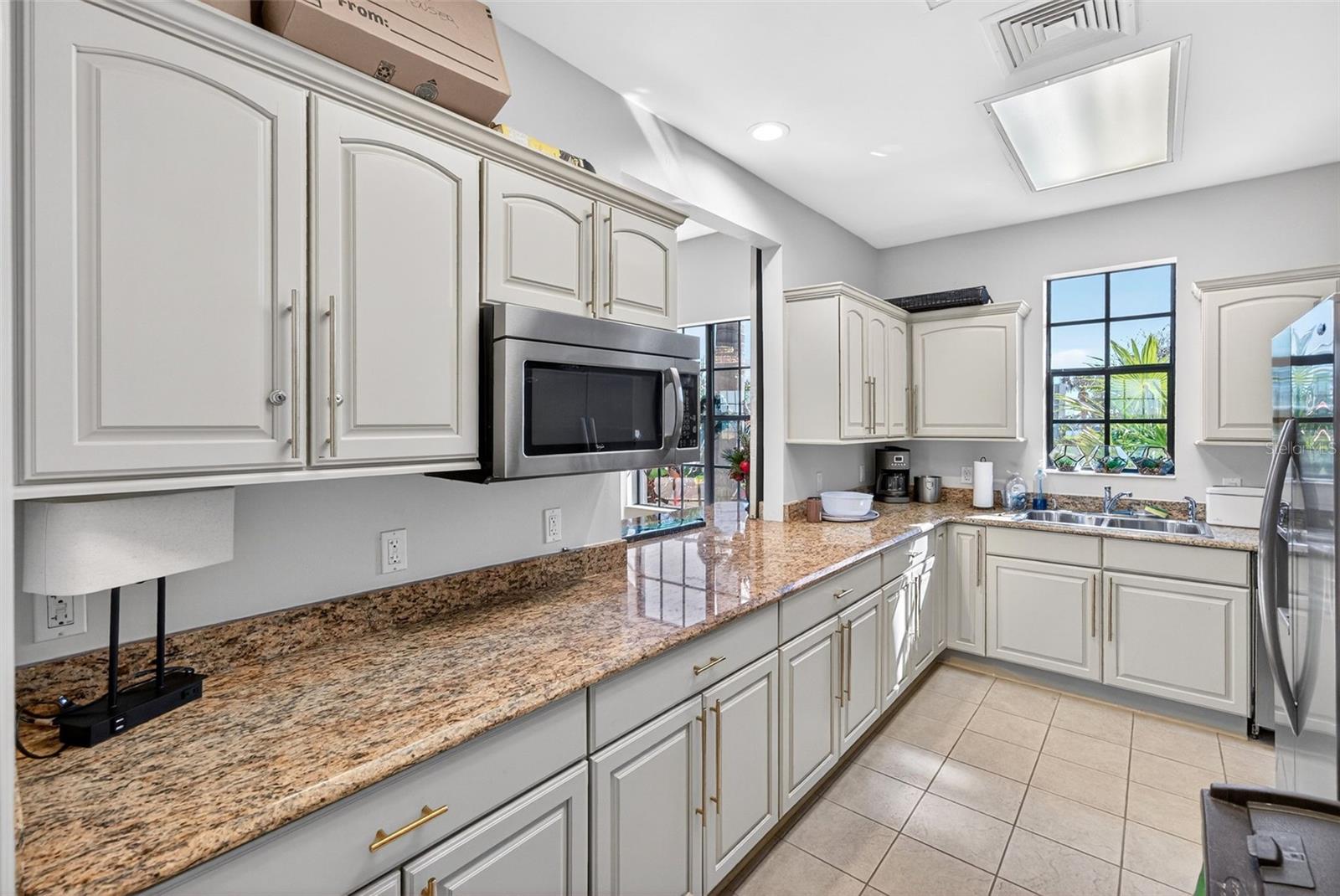 Image 79 of 97 For 1254 Riverscape Street D