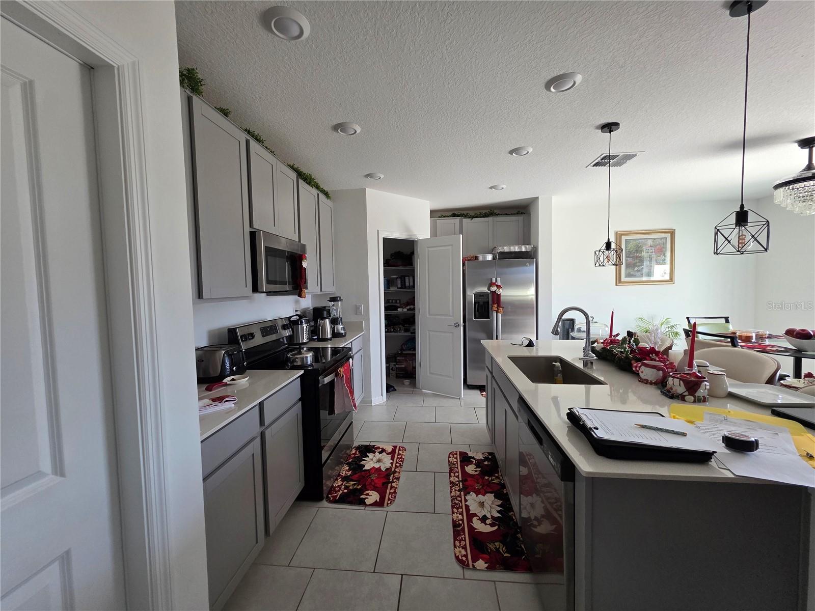 Image 7 of 24 For 356 Loch Court