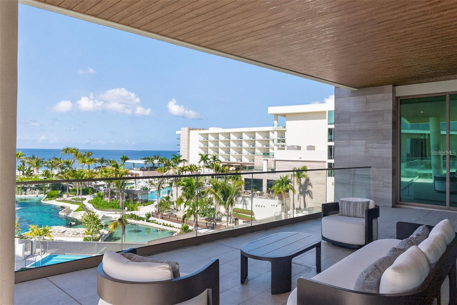 Image 17 of 69 For 1591 Gulf Of Mexico Drive 410