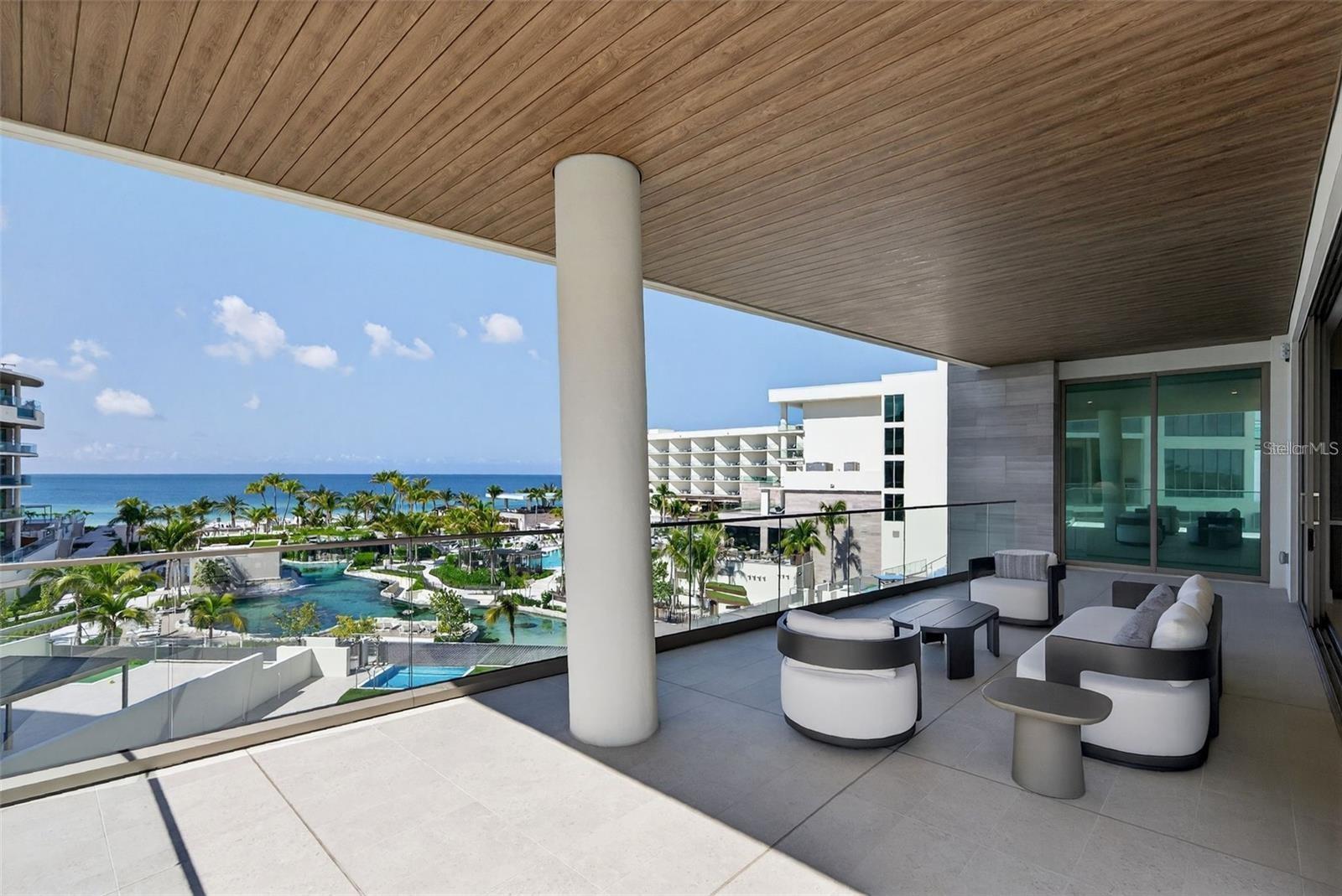 Image 4 of 69 For 1591 Gulf Of Mexico Drive 410