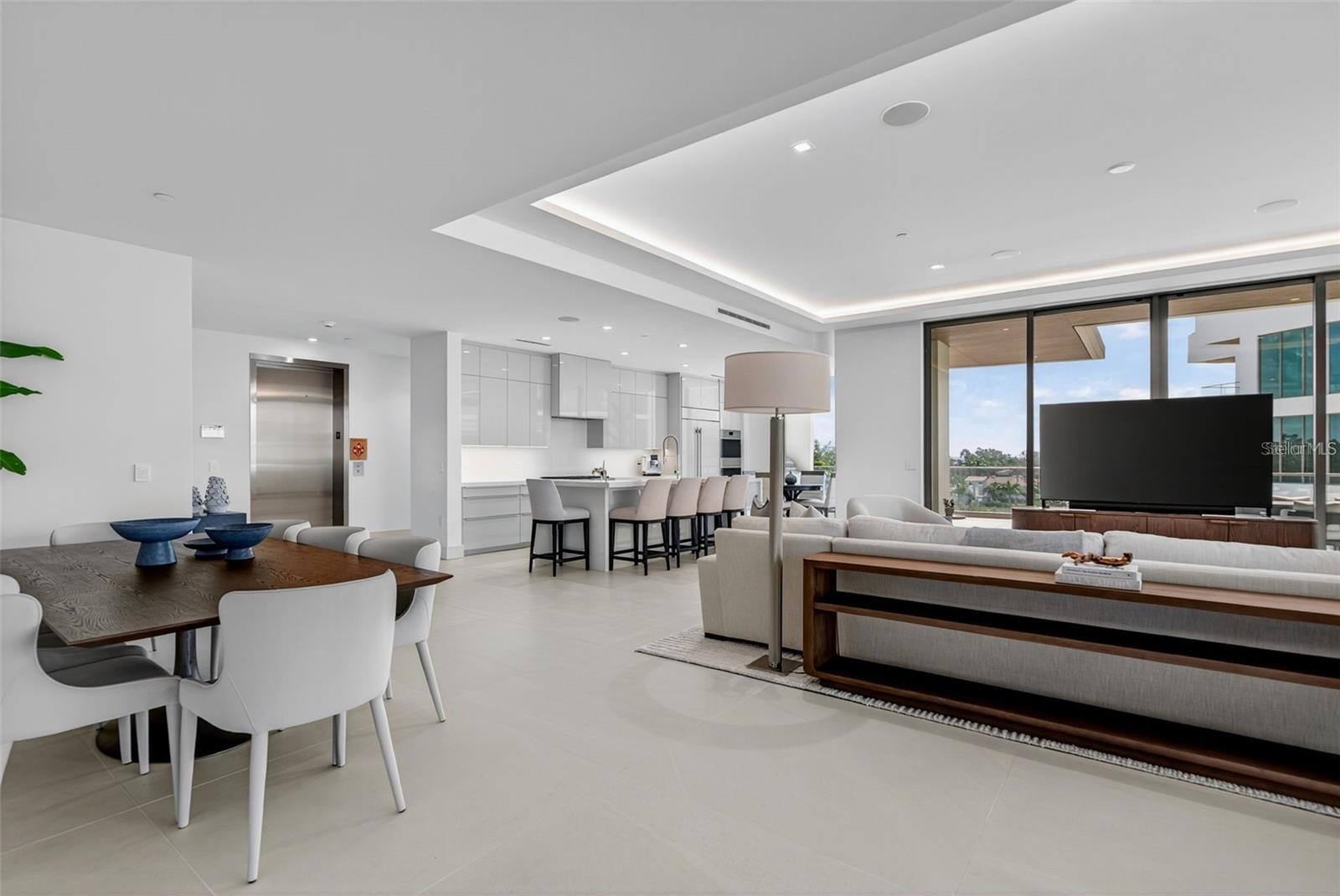 Image 8 of 69 For 1591 Gulf Of Mexico Drive 410