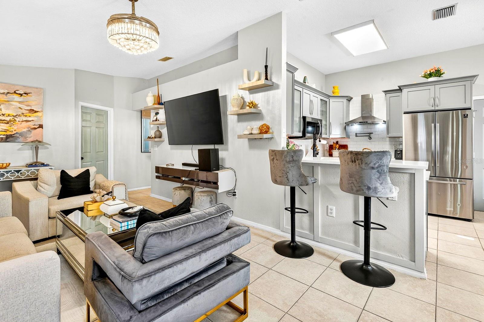 Image 14 of 34 For 519 29th Avenue W