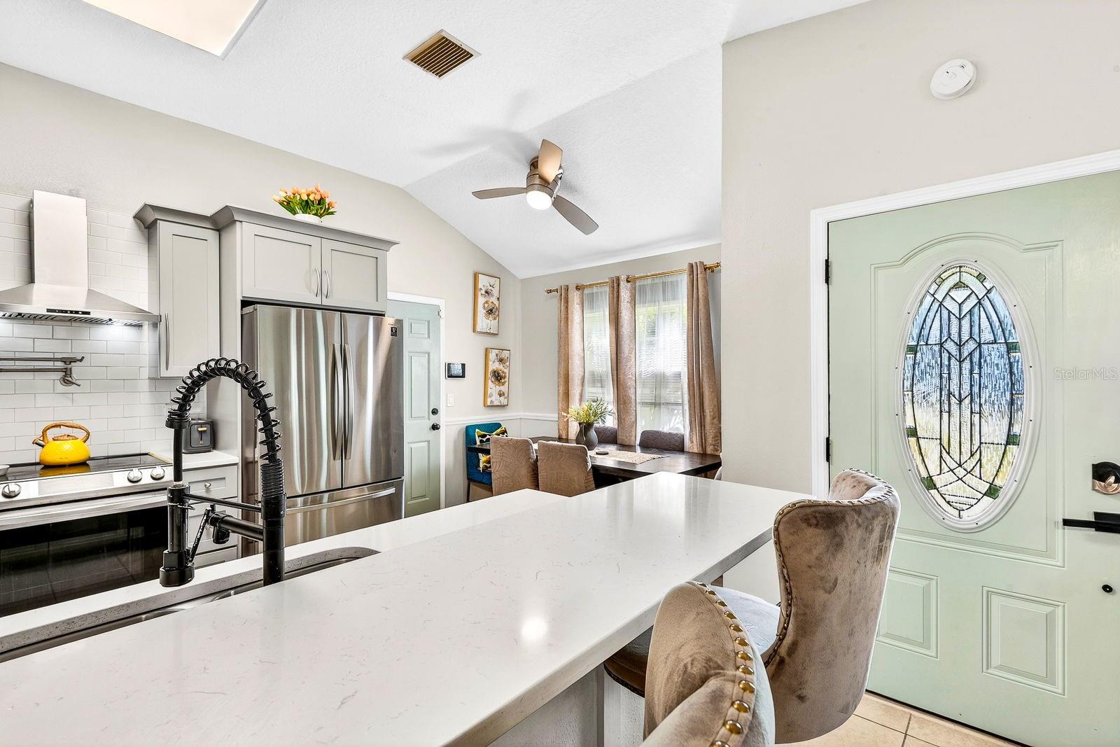 Image 15 of 34 For 519 29th Avenue W