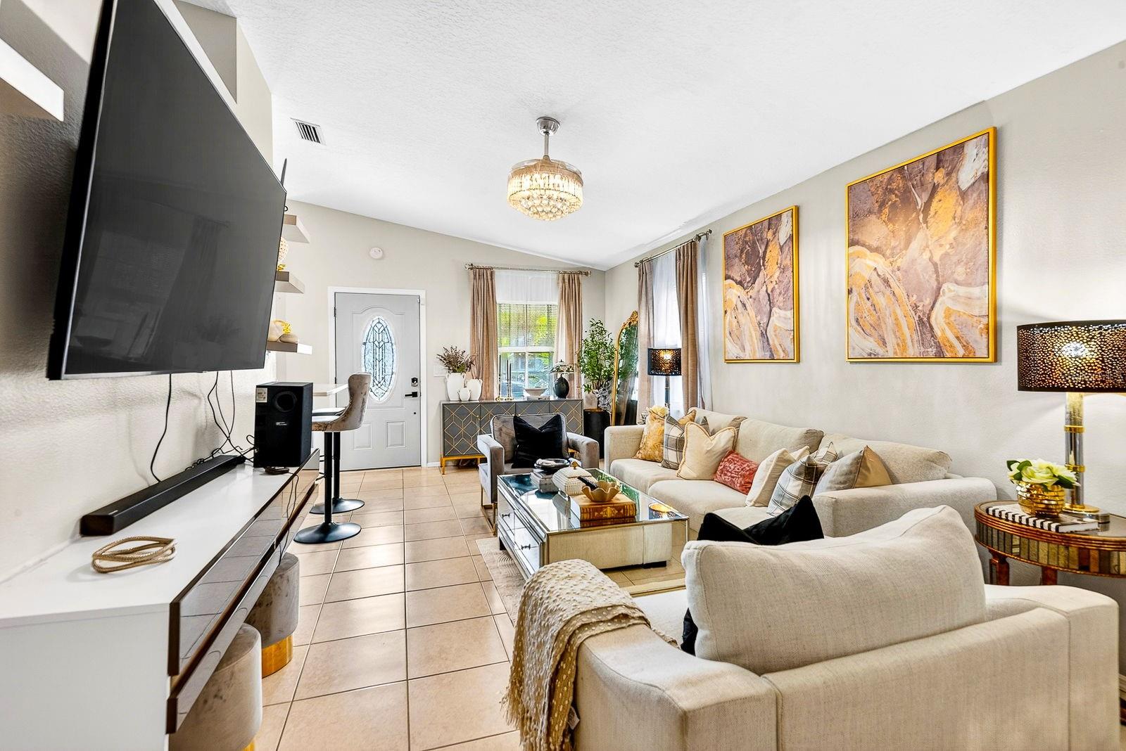 Image 16 of 34 For 519 29th Avenue W