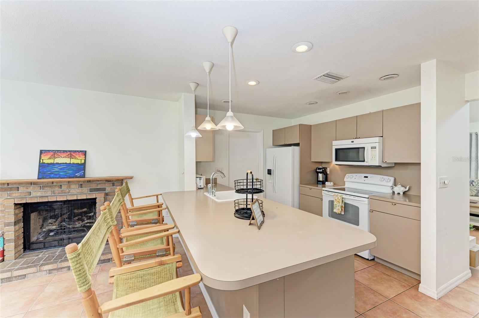 Image 22 of 48 For 2660 Davis Boulevard