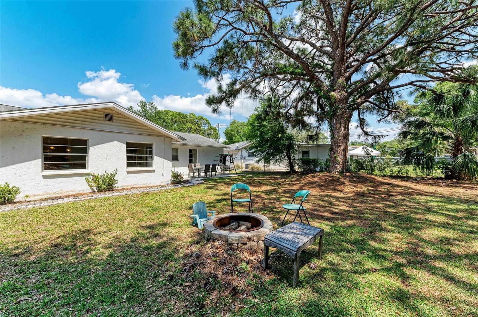 Image 40 of 48 For 2660 Davis Boulevard