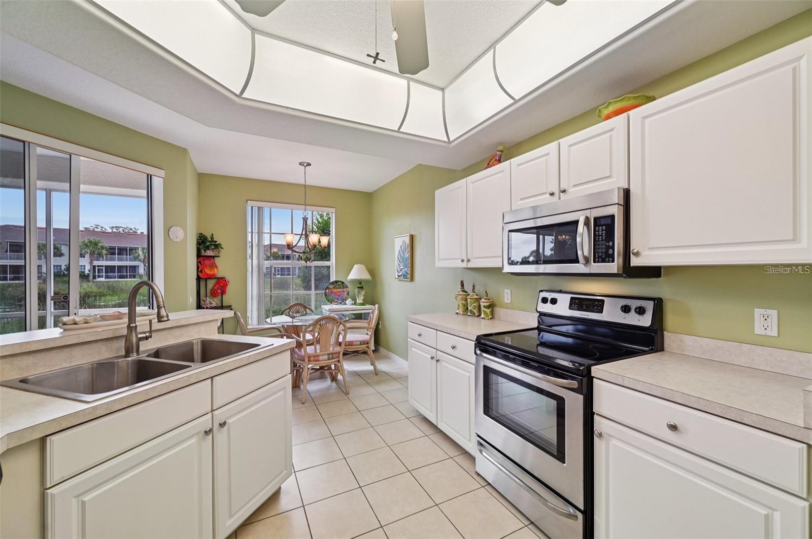 Image 15 of 27 For 7050 Prosperity Circle 904