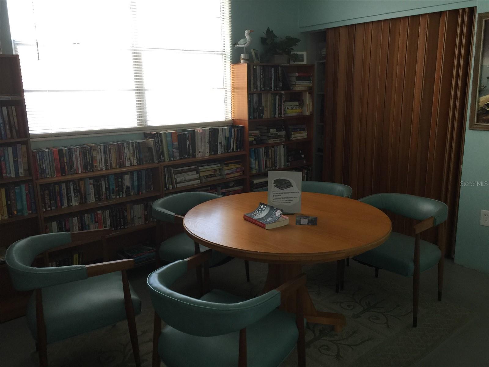 Image 18 of 28 For 33 Gulfstream Avenue 704a