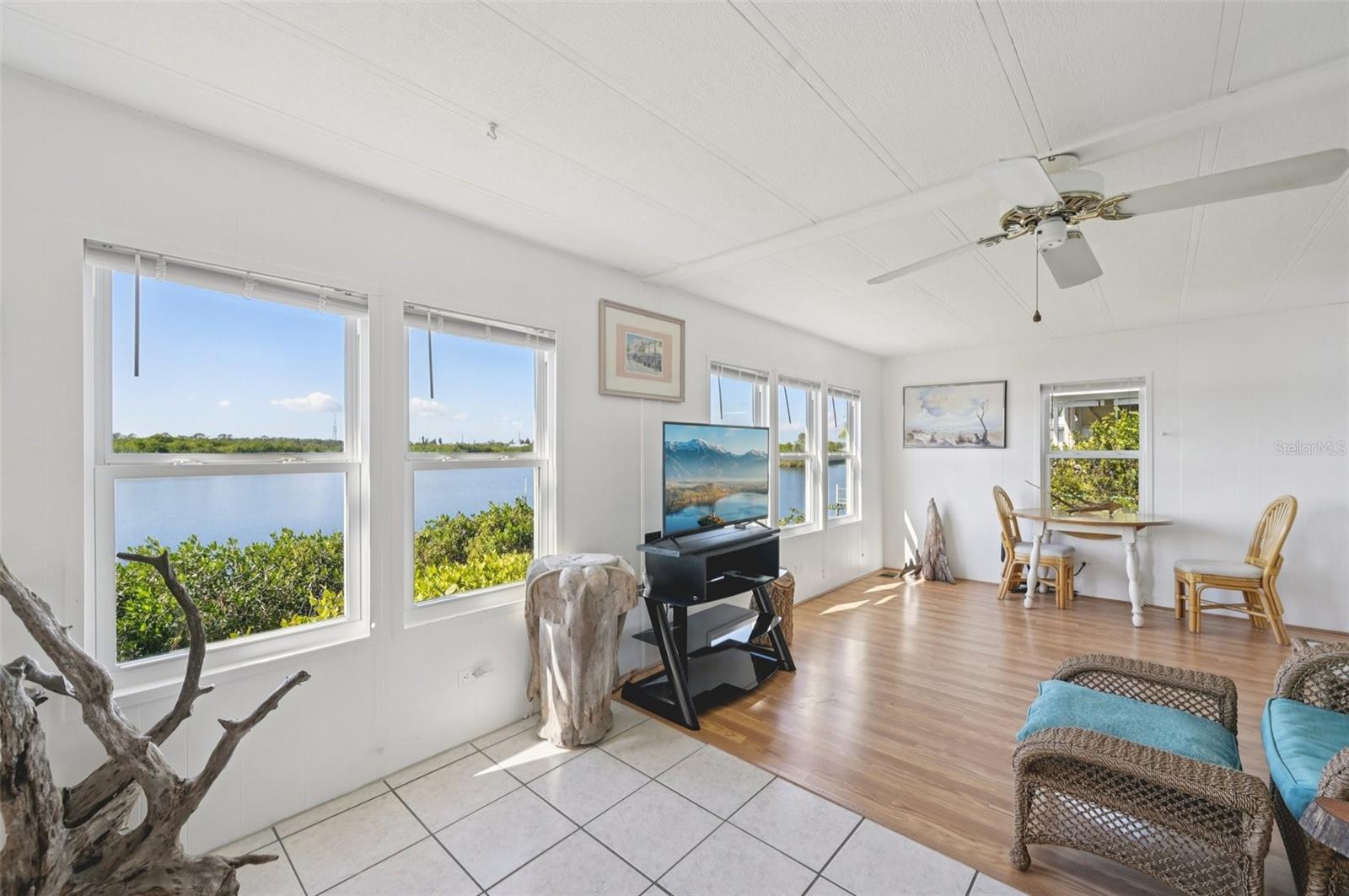 Image 12 of 49 For 156 Martinique Road