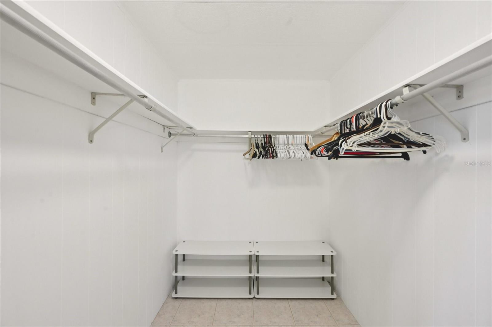 Image 24 of 49 For 156 Martinique Road