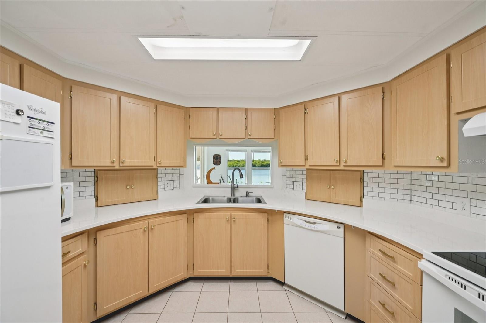 Image 5 of 49 For 156 Martinique Road