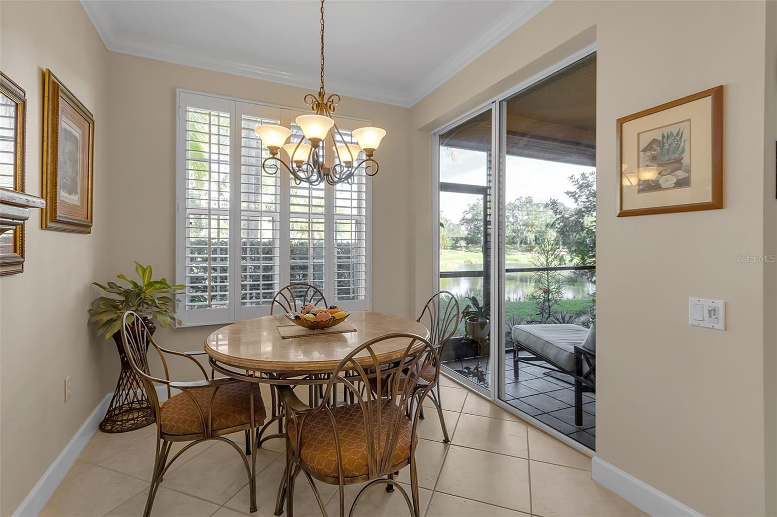 Image 21 of 99 For 5211 Parisienne Place 101b27