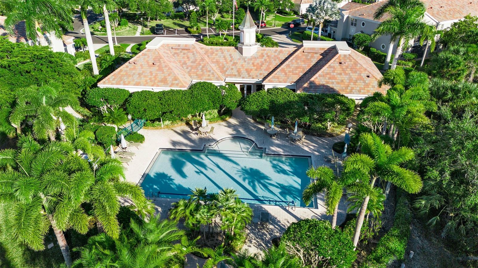 Image 4 of 99 For 5211 Parisienne Place 101b27